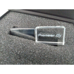 Crystal ScanDisk USB 3.1 with Inner Laser Pioneer DJ Logo 